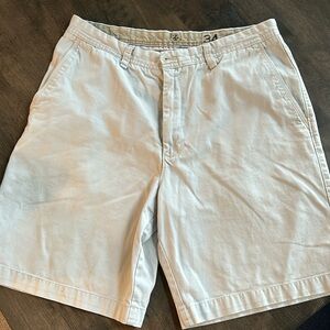 Men’s Izod shorts.